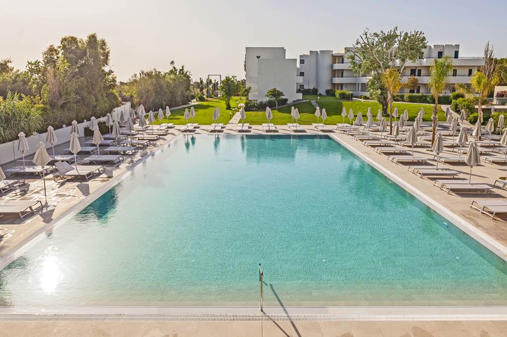 RHO_83420_Blue_Sea_Holiday_Village_0722_18