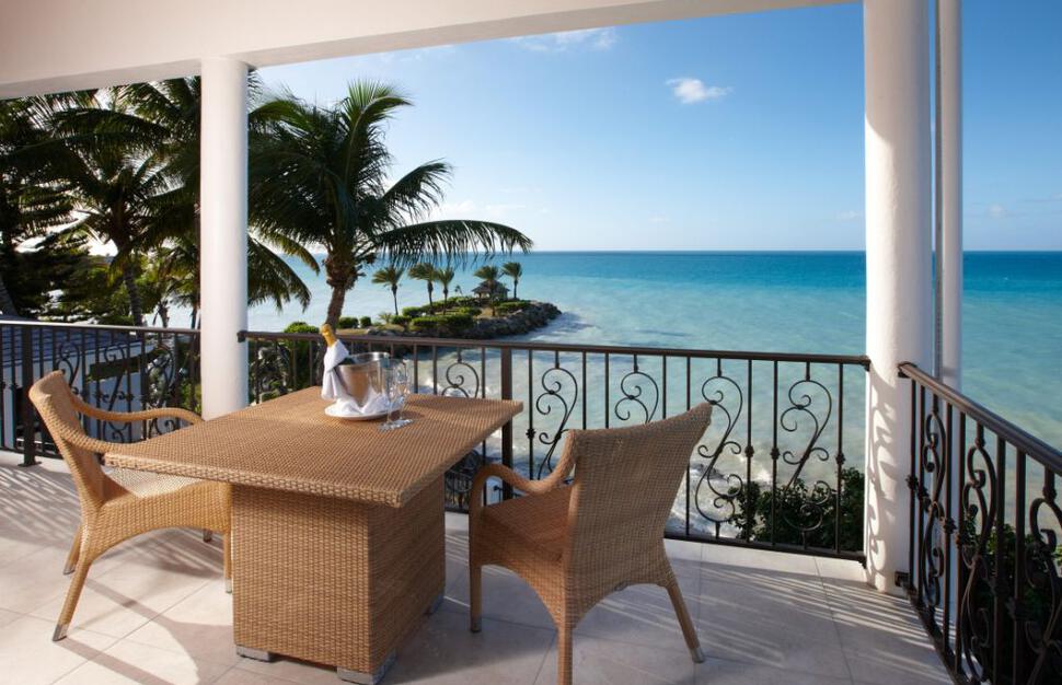 Blue Waters Resort & Spa