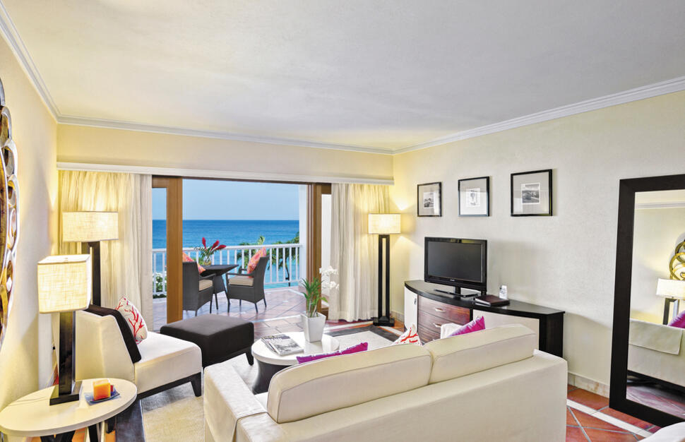 The House by Elegant Hotels