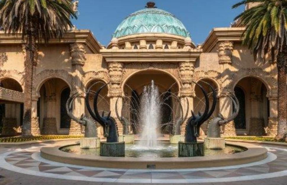 The Palace of the Lost City